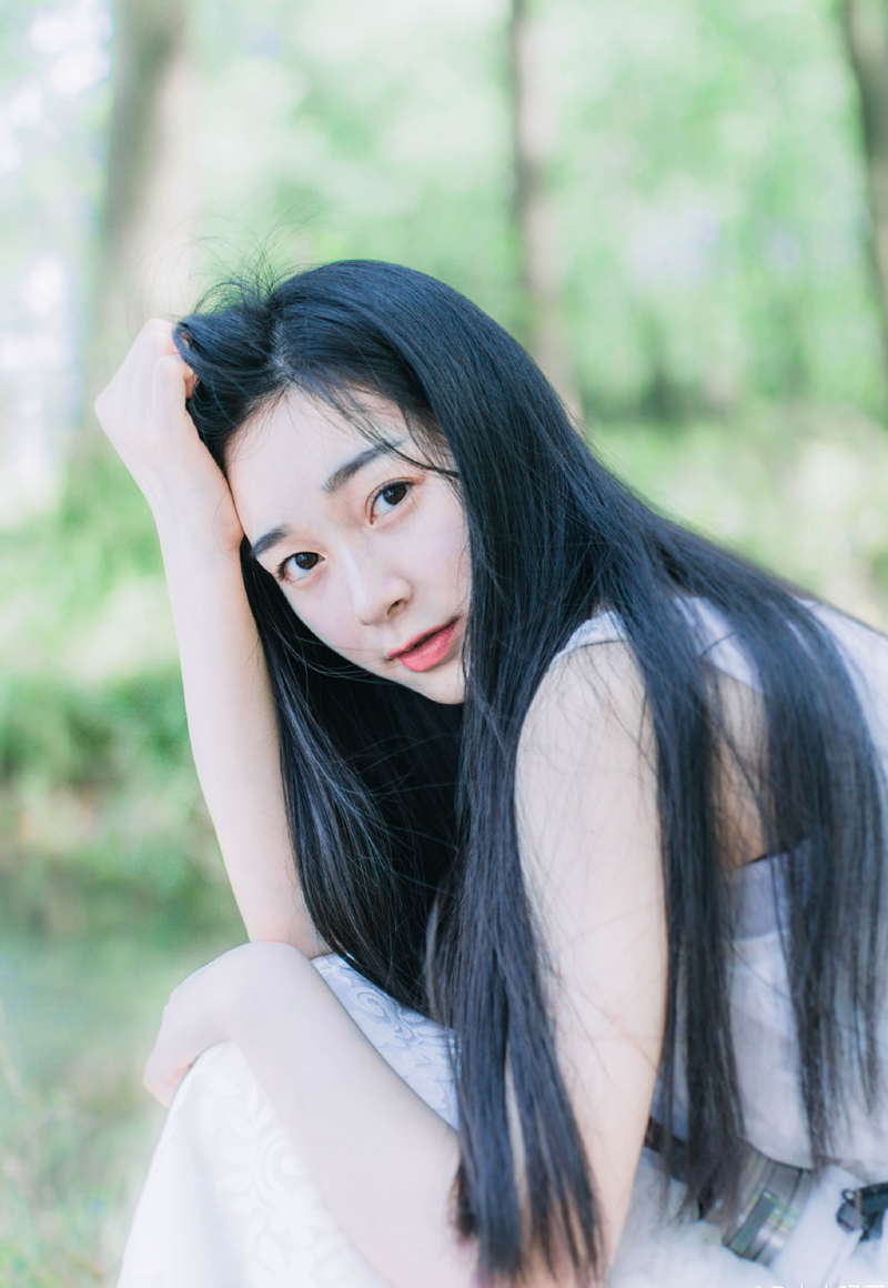 人之所以悲伤,是因为我们留不住岁月;而更无法面对的是有一日,青春,就这样消逝过去。